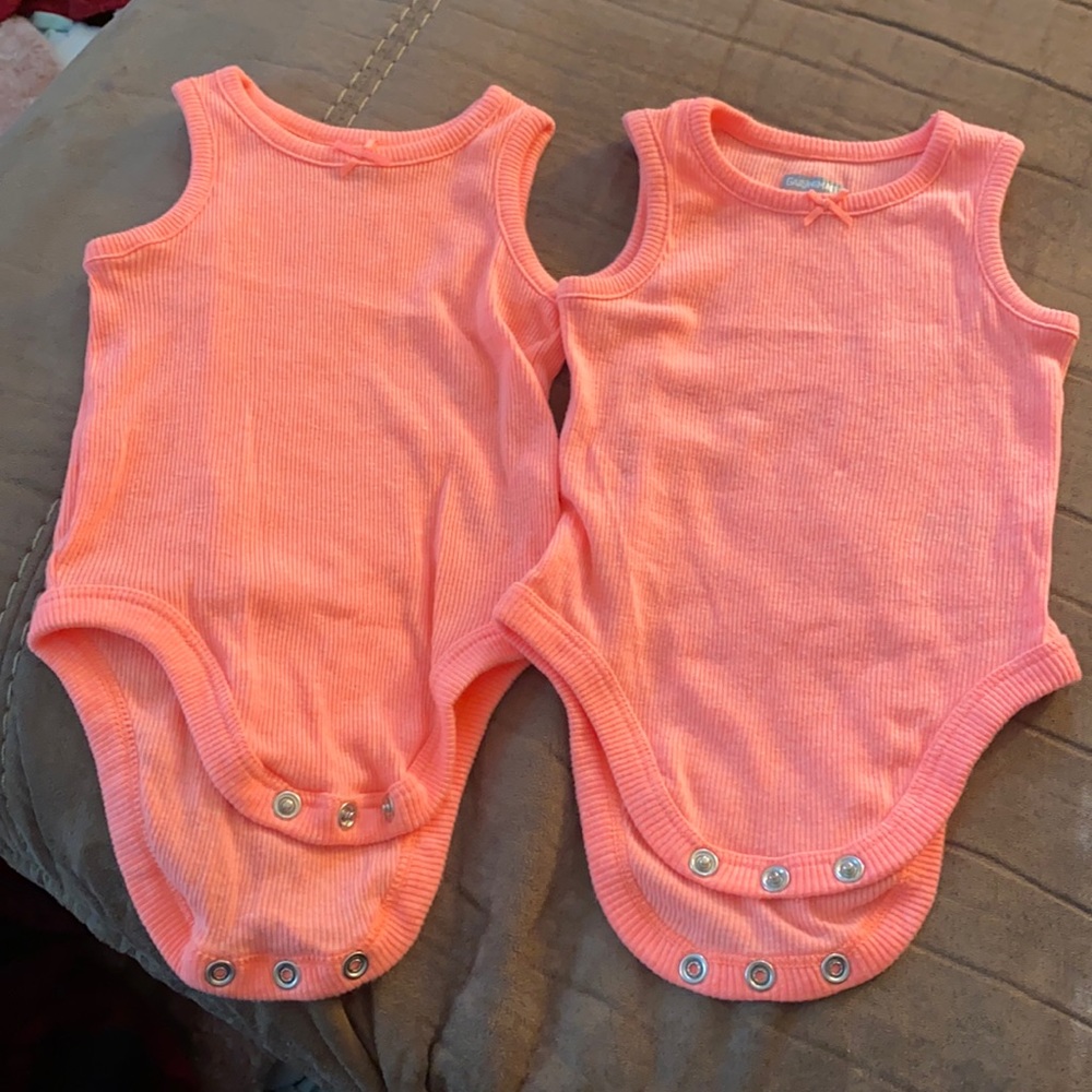 Twin sleeveless onsie